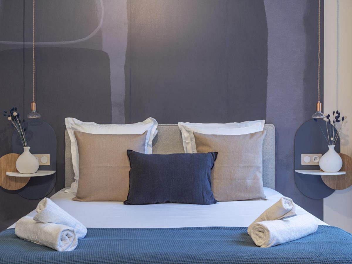 The Blue Suite On Champs Elysees Avenue ปารีส ภายนอก รูปภาพ