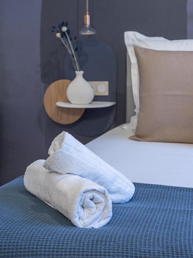 The Blue Suite On Champs Elysees Avenue ปารีส ภายนอก รูปภาพ