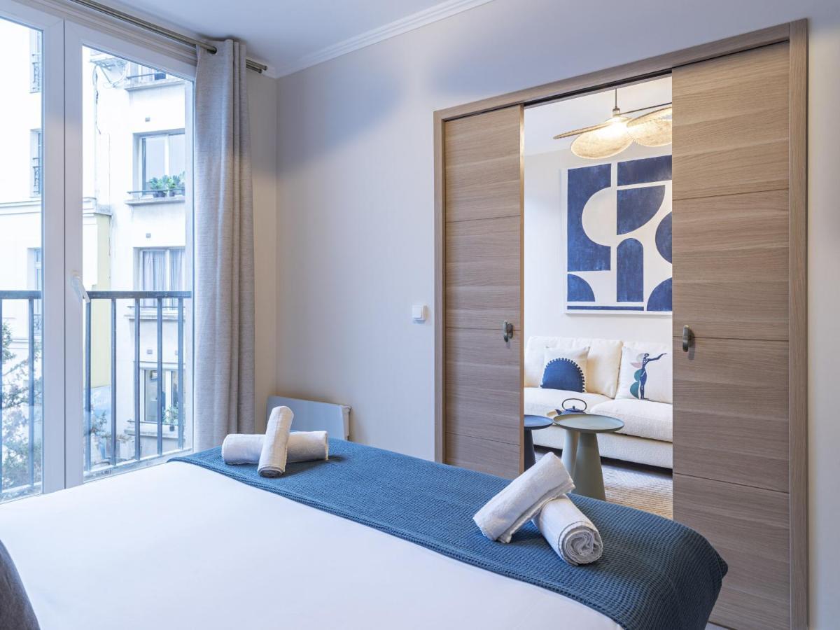 The Blue Suite On Champs Elysees Avenue ปารีส ภายนอก รูปภาพ