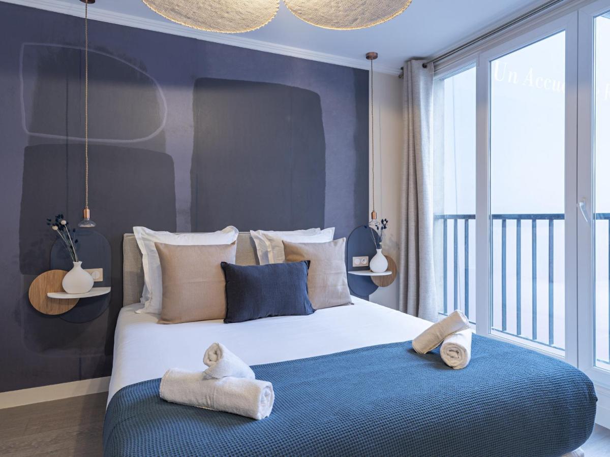 The Blue Suite On Champs Elysees Avenue ปารีส ภายนอก รูปภาพ